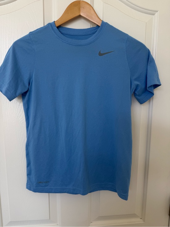 Nike Tops - Nike Women's Dri-FIT Legend Short Sleeve Training Tee | Light Blue | size Lg